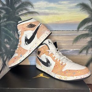 Jordan 1 Mid SE Brushstroke Sneakers